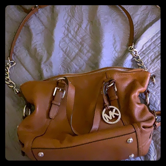 Michael Kors Handbags - Tan Michael Kors Purse
